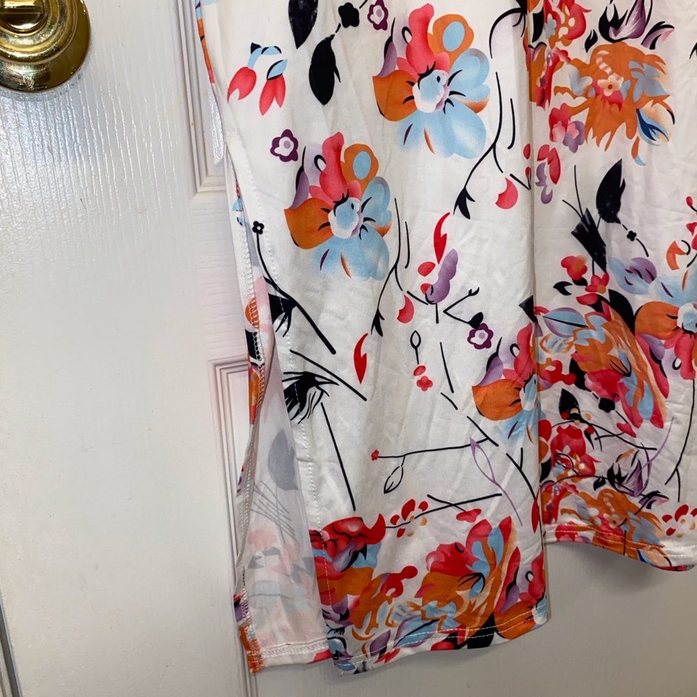 Floral Maxi Dress in White and Pink - Picture 14 of 16